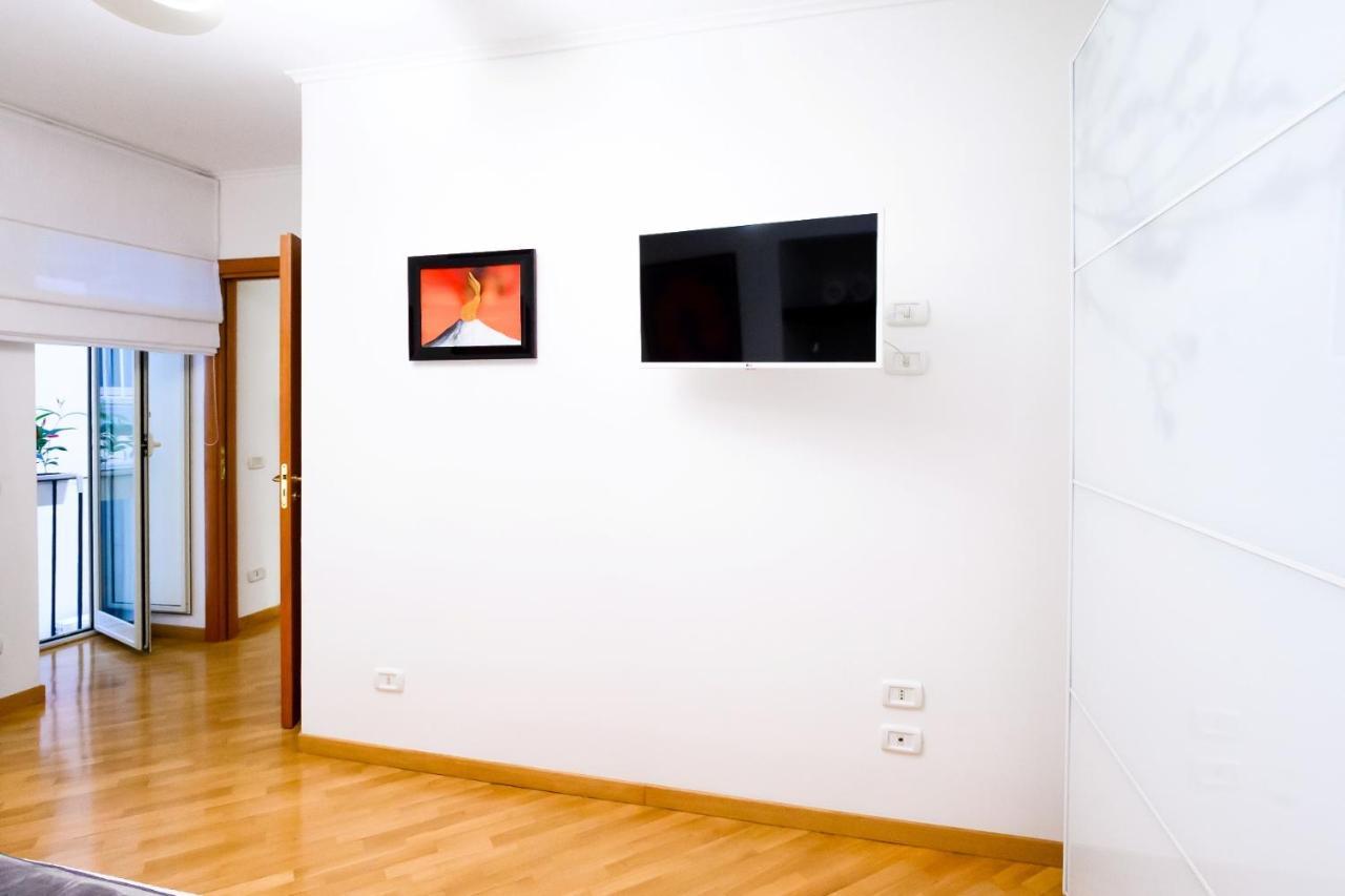 Nipare Suite - Dimore Partenopee Неаполь Экстерьер фото